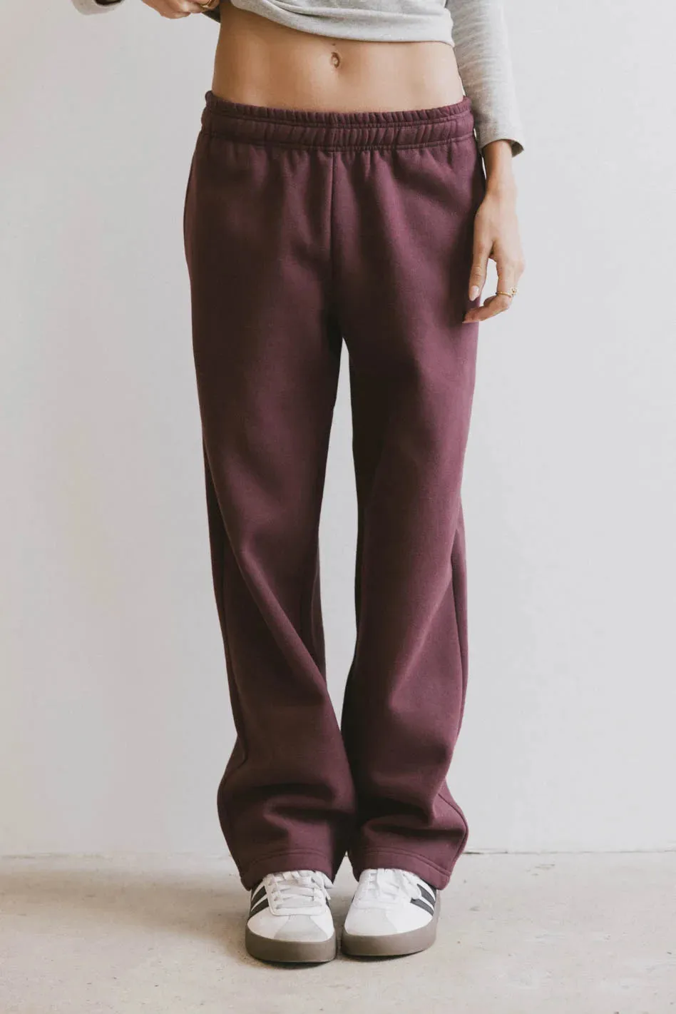 Ezra Sweatpants in Burgundy