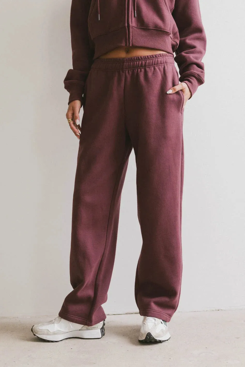 Ezra Sweatpants in Burgundy