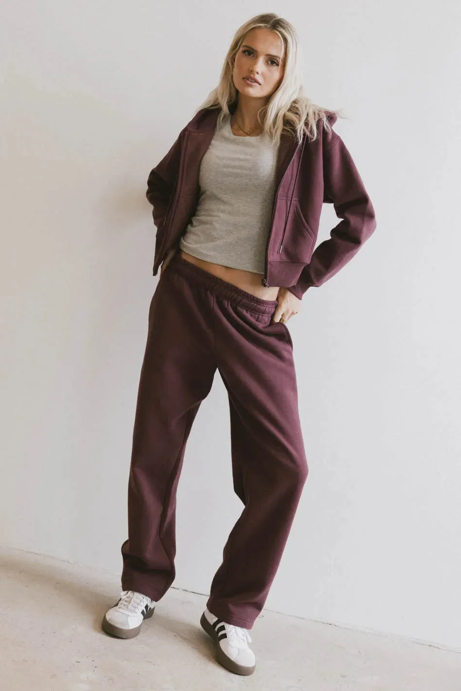 Ezra Sweatpants in Burgundy