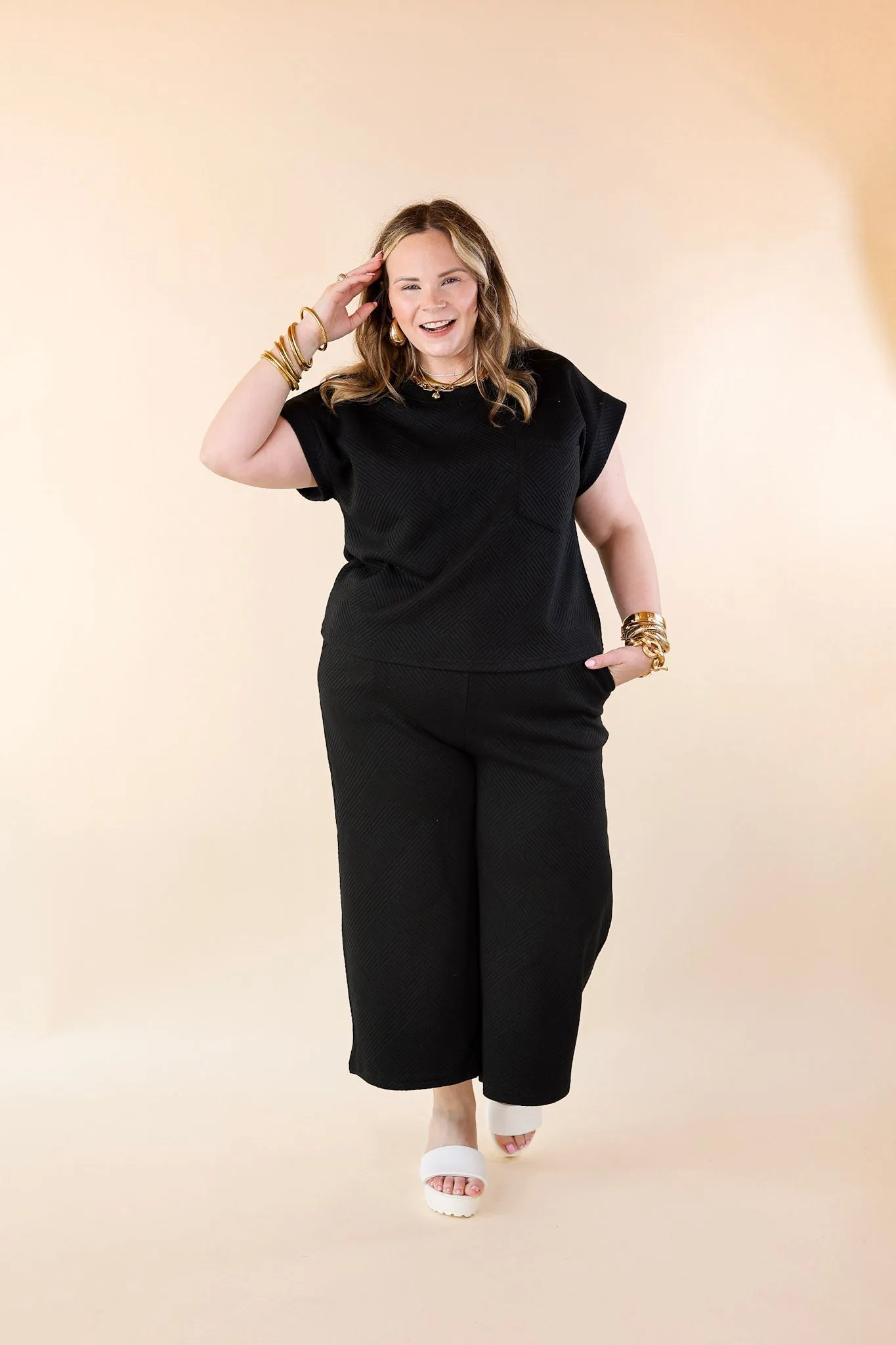 Glamour on the Go Textured Wide Leg Pant in Black