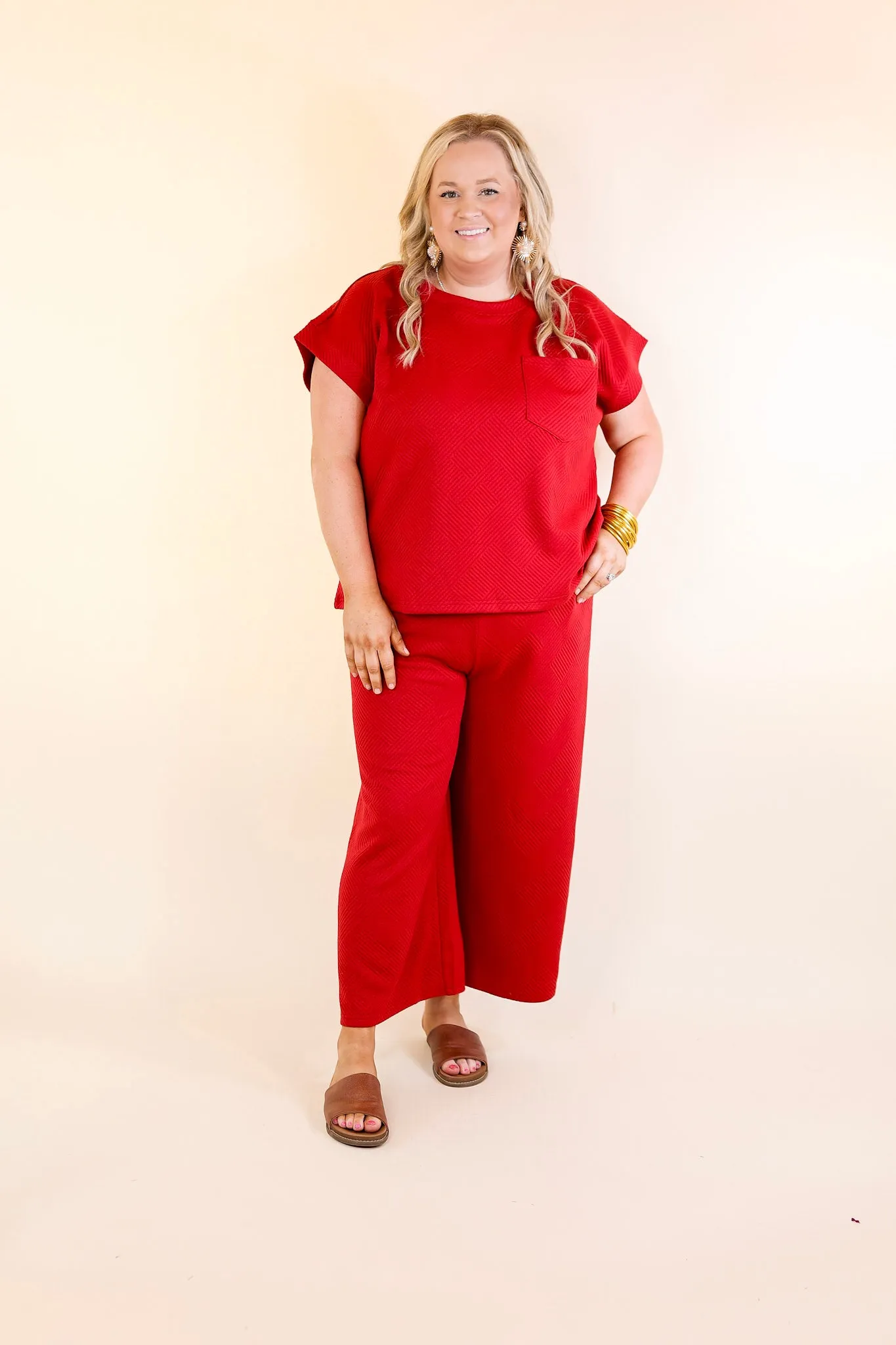 Glamour on the Go Textured Wide Leg Pant in Scarlet Red