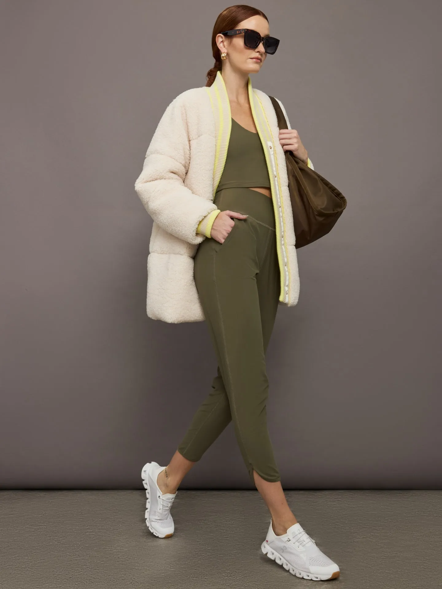 Jogger in Melt - Olive