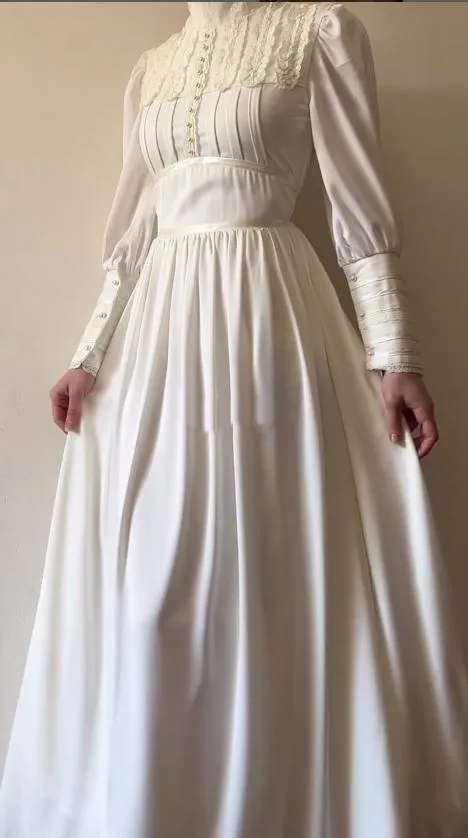 Palace Lace Beaded Lamb Leg Sleeve Maxi Dress