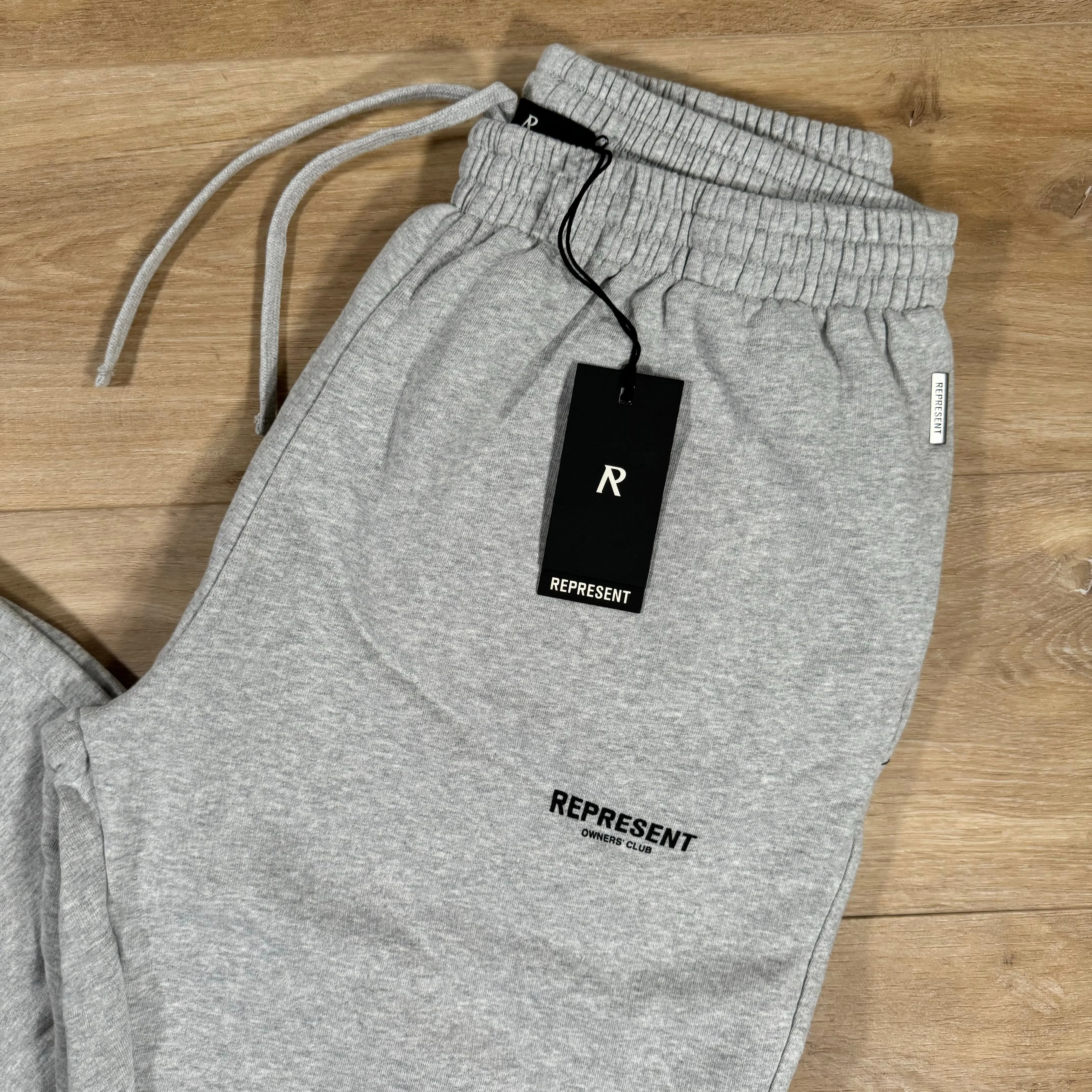 Represent Owners Club Sweatpants in Ash Grey