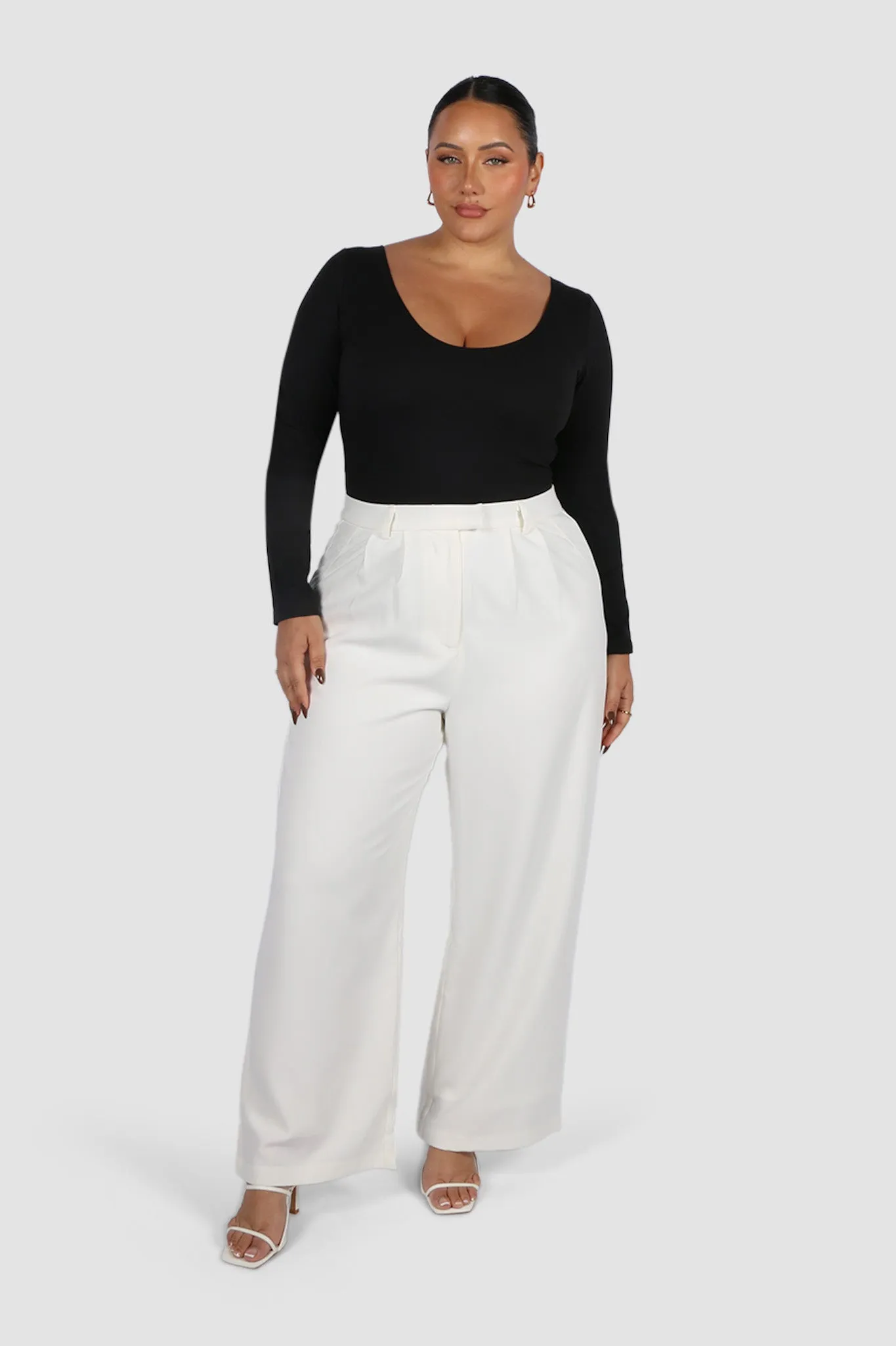 SCOOP NECK BODYSUIT BLACK