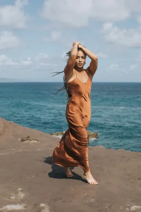 The Prairie Wildrye Slip dress in Tobacco