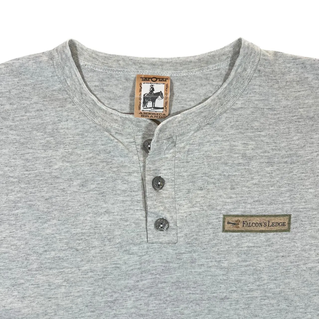 Vintage FALCON'S LEDGE Golf Cartoon Souvenir Novelty Graphic Henley Button T-Shirt