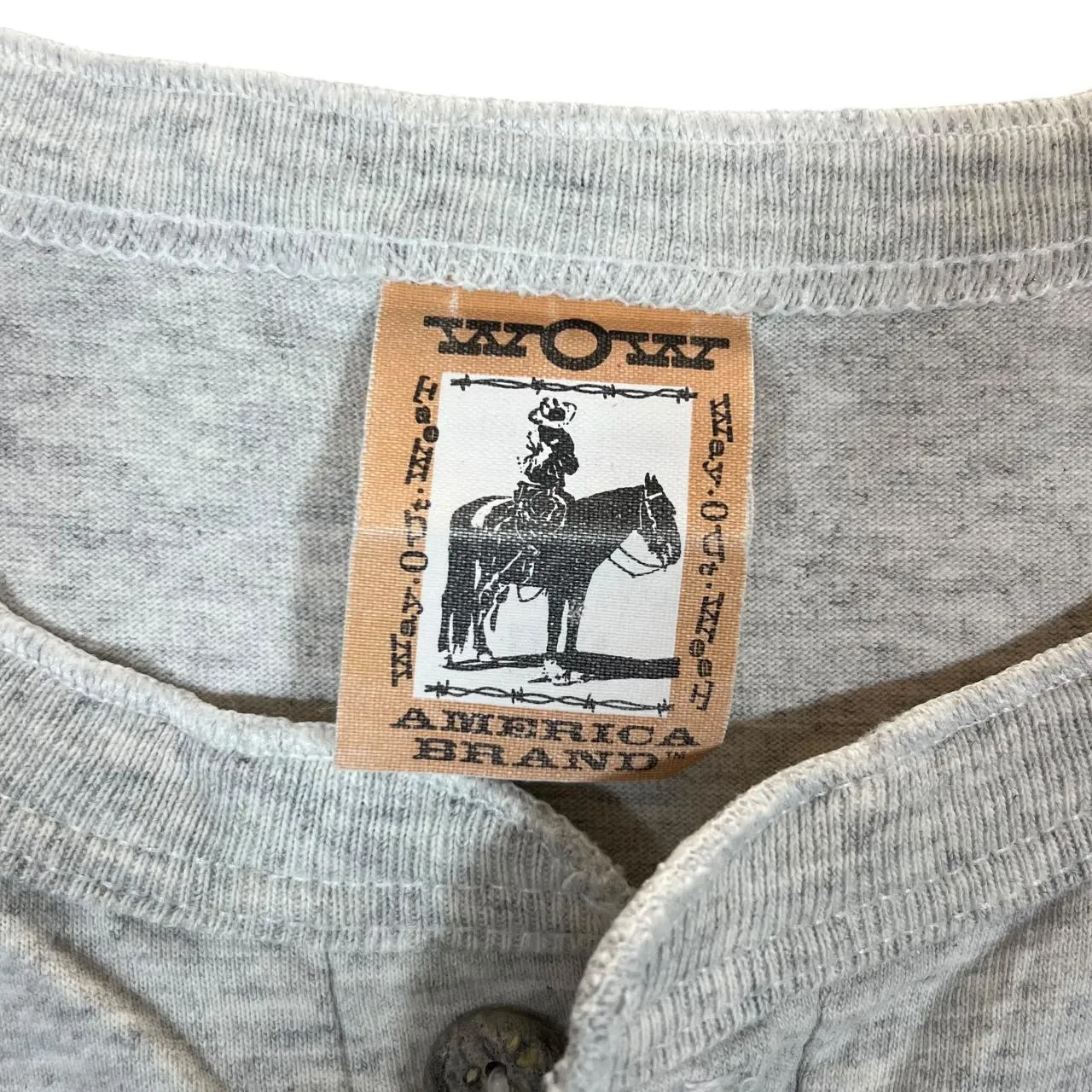 Vintage FALCON'S LEDGE Golf Cartoon Souvenir Novelty Graphic Henley Button T-Shirt